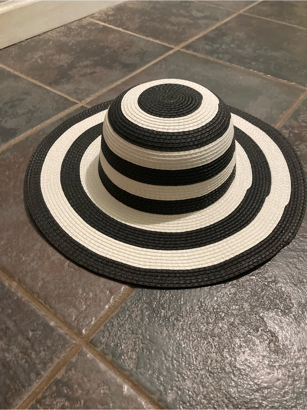 Women's Black and White Striped Floppy Wide Brim Sun Hat